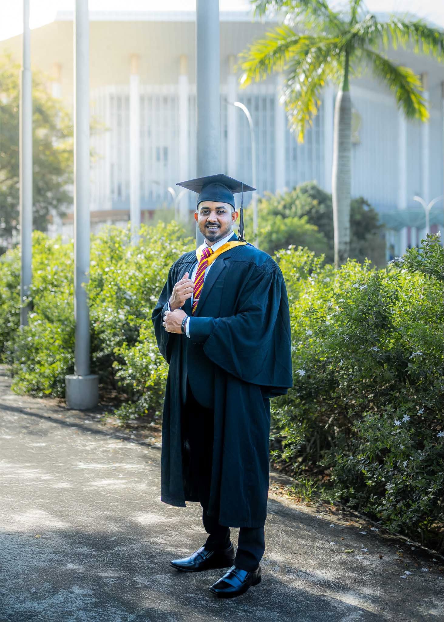 University graduation portrait photography outdoors in Colombo, Sri Lanka